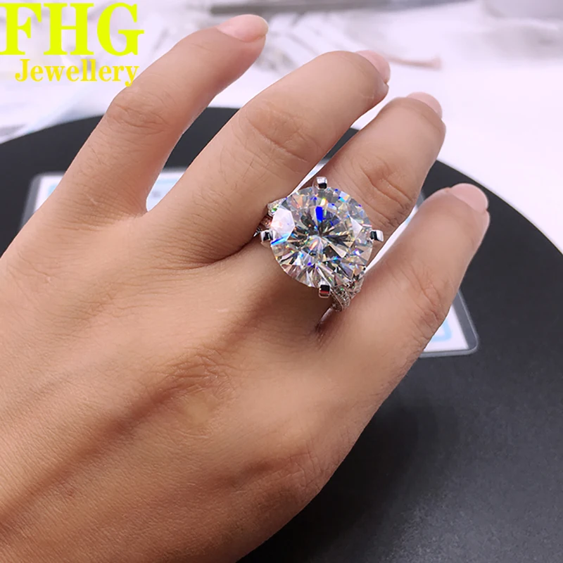 婚約,記念日のためのラウンドダイヤモンドをあしらった375kリング,3 5 