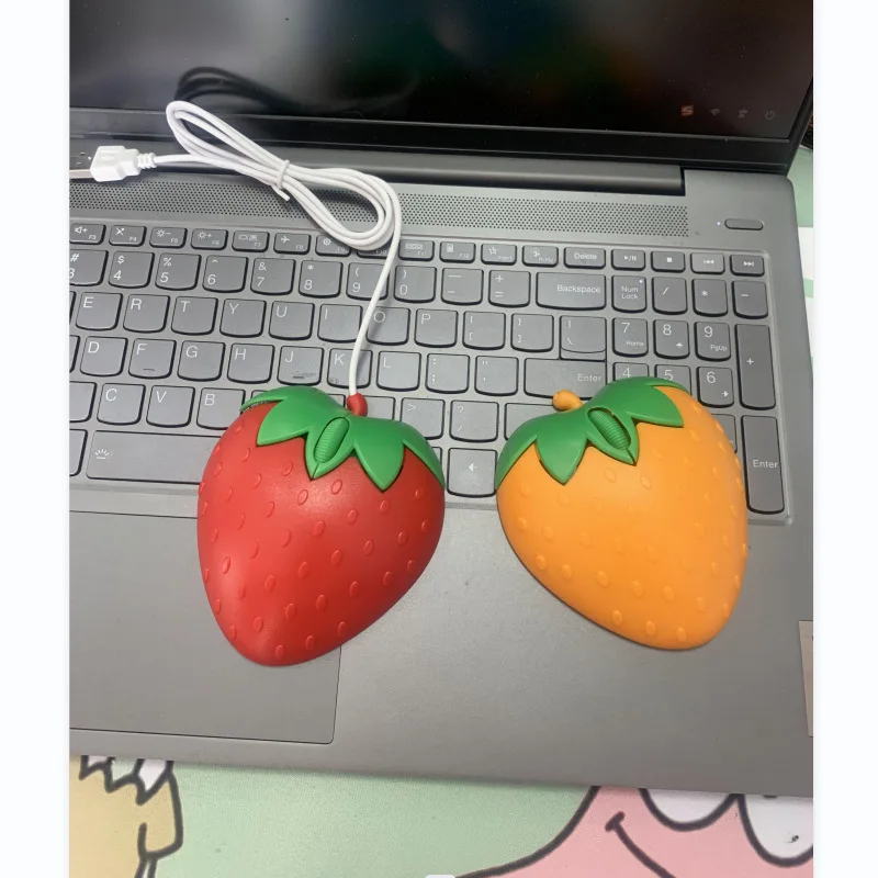 USBケーブル付きのイチゴのマウス,かわいいフルーツの形をした