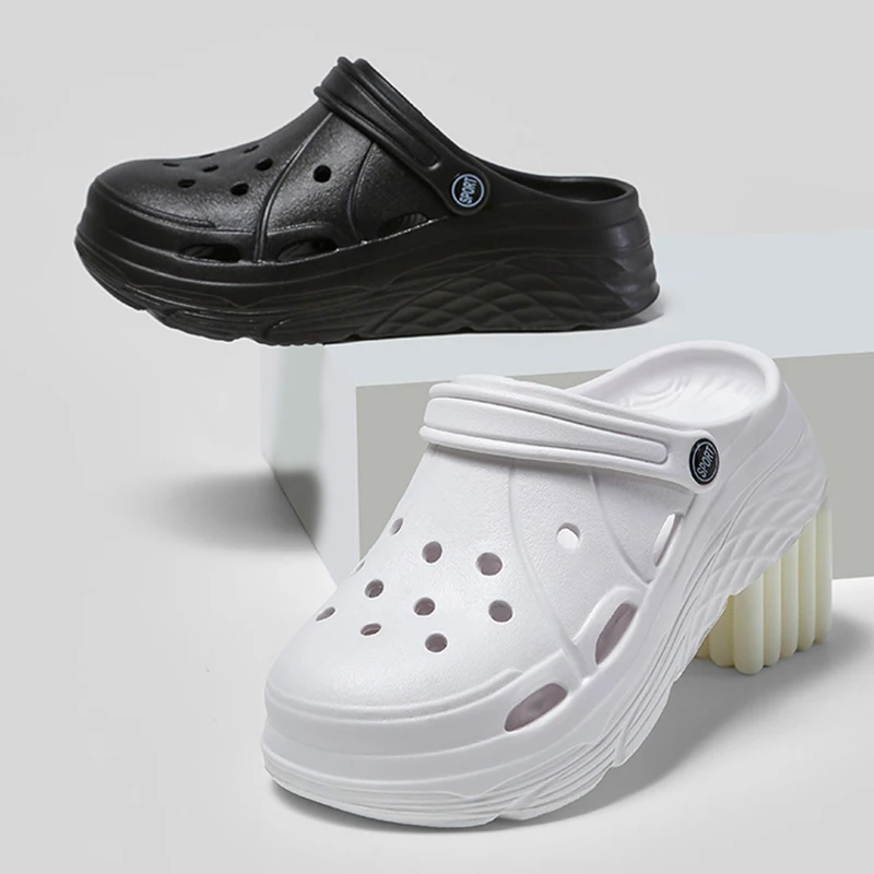 2025 Summer Thick Platform Clogs Slippers Women Breathable Hollow Out Garden Sandals Woman Lightweight Non Slip Beach Sandles