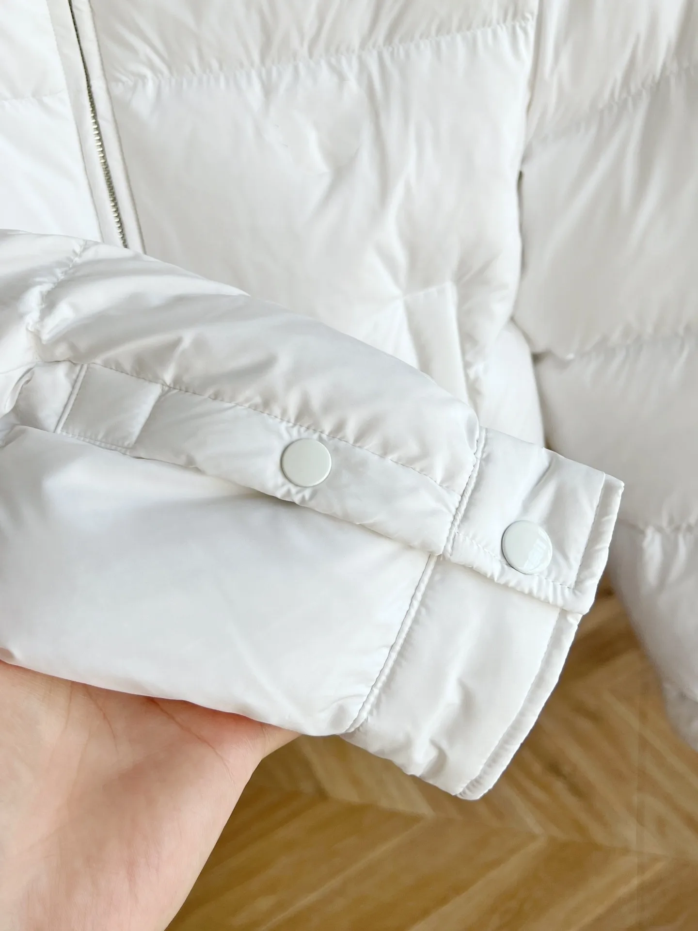 2023 Women's Clothing Stand collar colorful down jacket Winter New 118.0