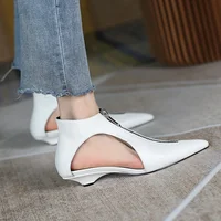 Sandales d'été en cuir véritable pour femmes, chaussures à bout pointu et à talons bas, sandales modernes à bout/talon, grande taille, nouvelle collection 4