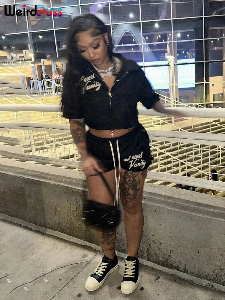 Strano Puss Lettera Ricamo Donna Tuta 2 Pezzi Set Casual Sportivo Estate Zip Crop Top + Pantaloncini Con Bottoni Laterali Abiti Abbinati