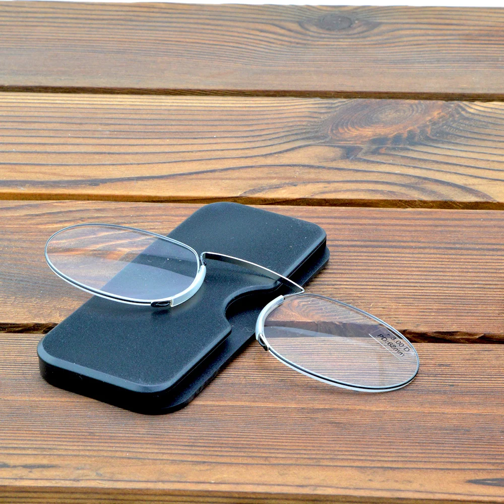 

Lightweight Ultra-thin Pince-Up Portable Oval Reading Glasses +0.75 To +4