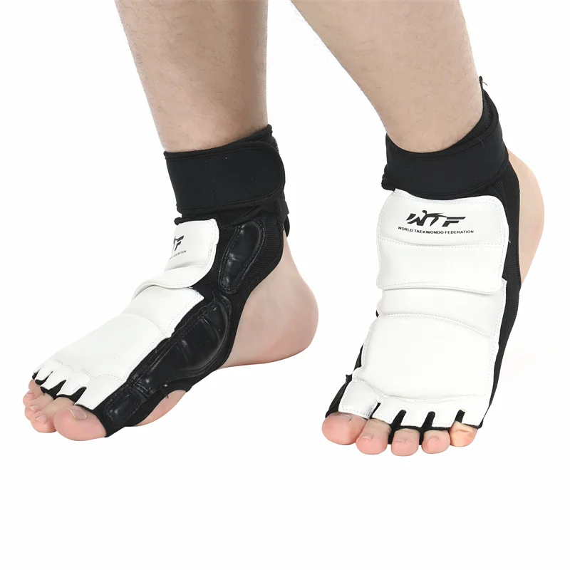 Half Finger taekwondo Gloves PU Leather Karate Muay Thai Training Taekwondo Gloves Foot Protector Workout