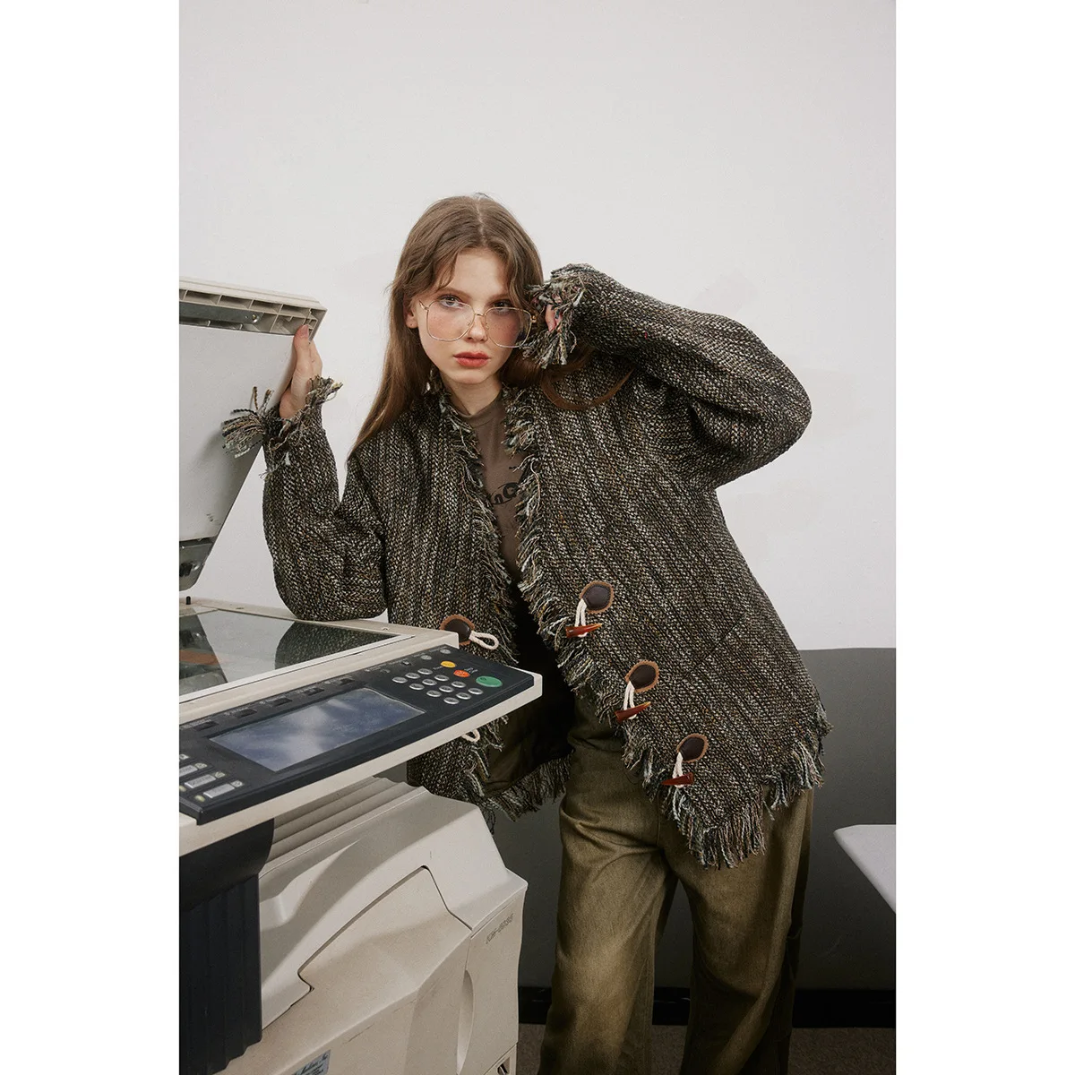 Y2KWind Coat For Men Women, Retro Loose, Neutral Twist, Wool Edge, Small Fragrance, Niche Clothing, Autumn And Winter, 2024