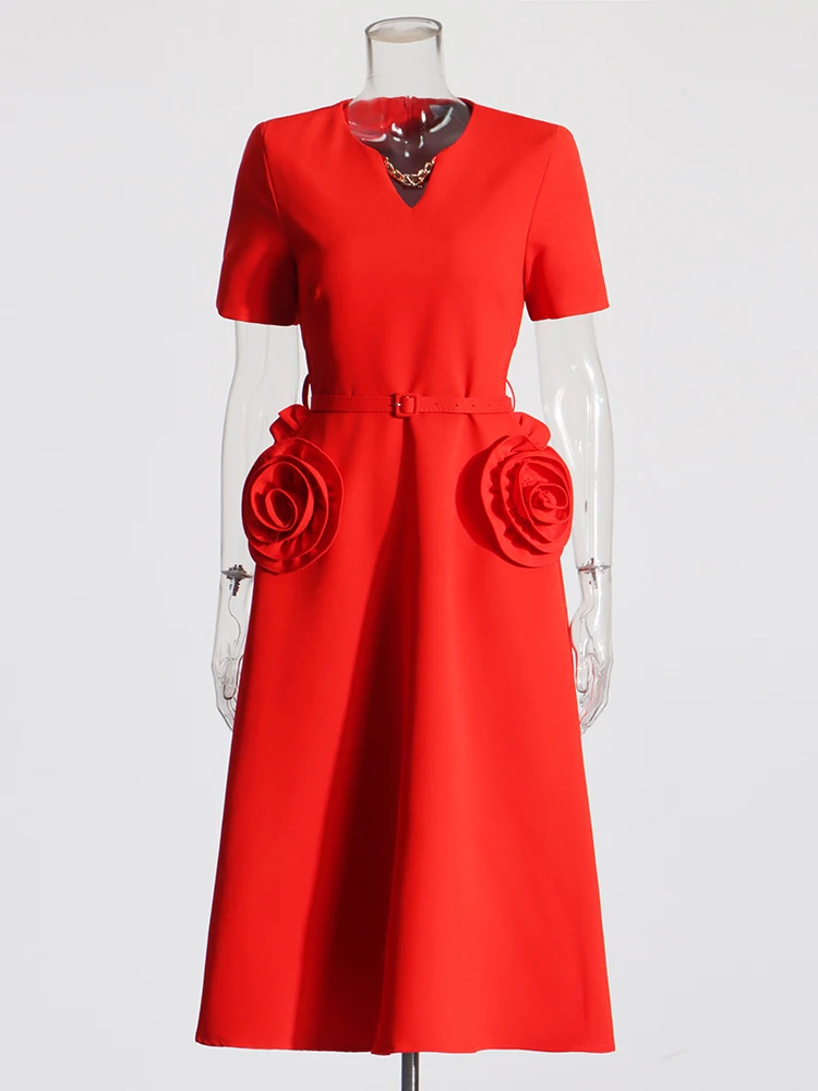 فستان ضيق مرقع بلا أكمام