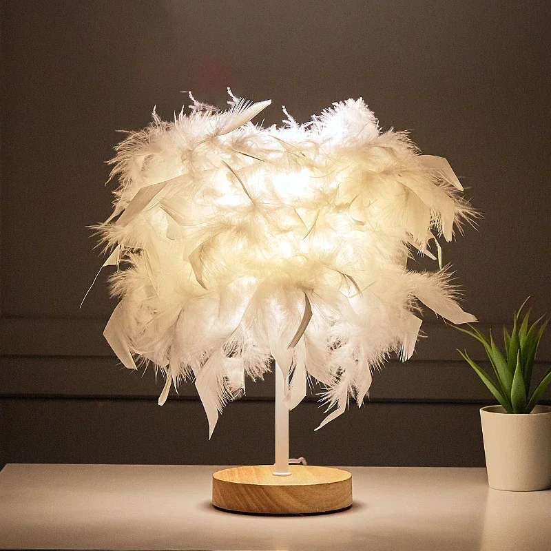 

LED Desk Lamp Home Bedroom Lamps Feather Table Lamp Night Light Party Wedding Romantic Room Decoration Wedding Christmas