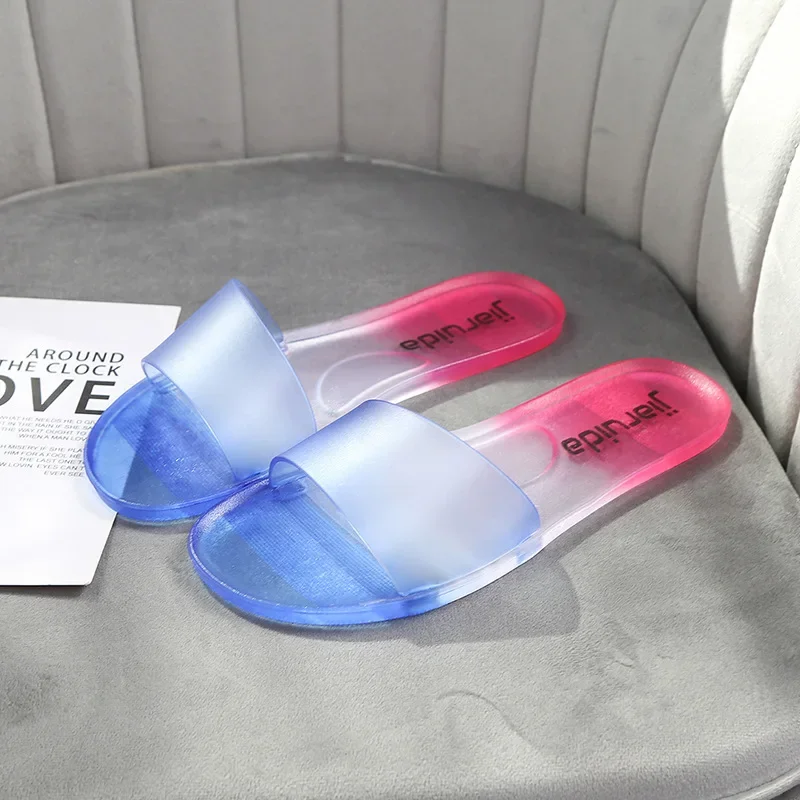 Fashionable Crystal Transparent Flat Slippers Candy Colored Casual Ladies Shoes Women's Waterproof Sandals Versatile Flip Flops