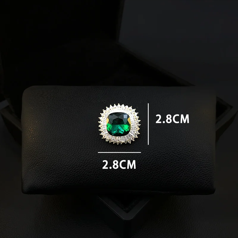 High-End Anti-Exposure Buckle Green Brooch Luxury Men Women Suit Neckline  Collar Pin Exquisite Jewelry Clothing Ornament Gifts