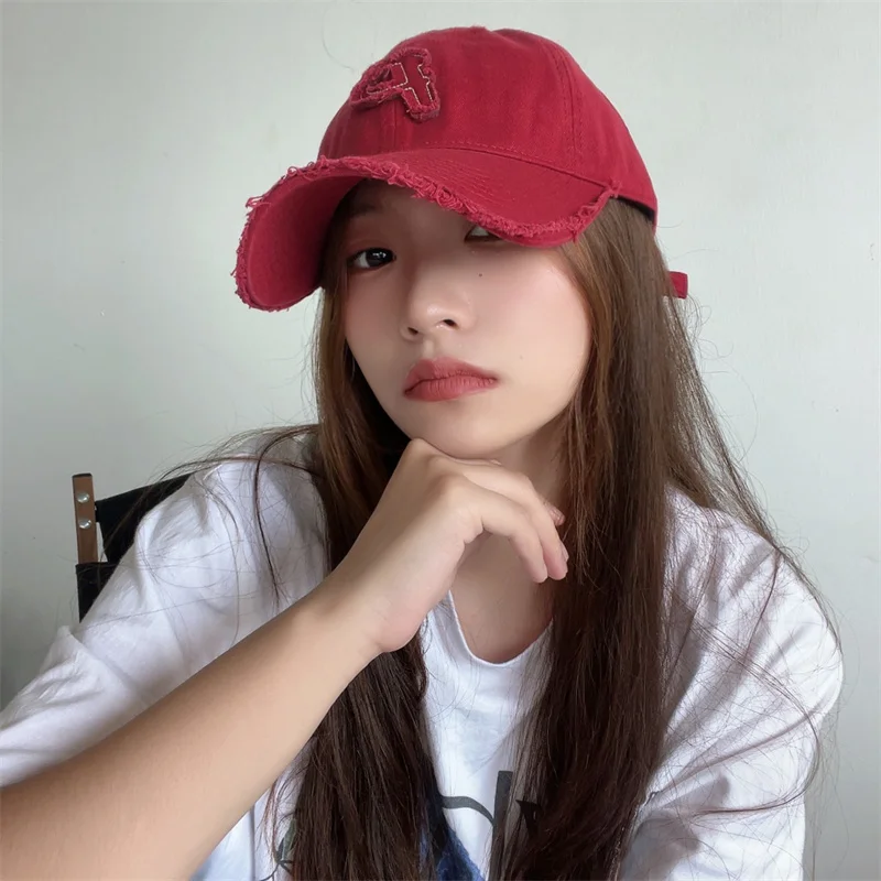 Face-Looking Small Baseball Cap Wine Red White Student Letters P Street Peaked Cap Couple Korean Style Hat retro distressed english embroidered baseball cap female face looking small curved brim sunshade couple peaked cap men