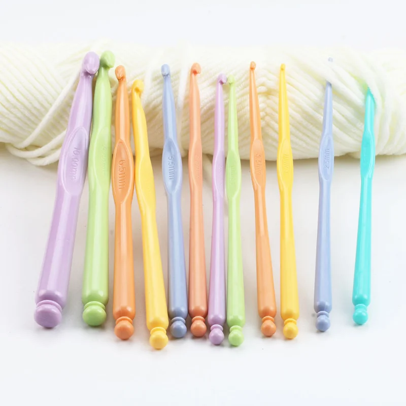 Set 3 Ferri Circolari E Uncinetti Per Punti - 6 Pezzi In Lega Colorata - Per Maglieria E Cucito