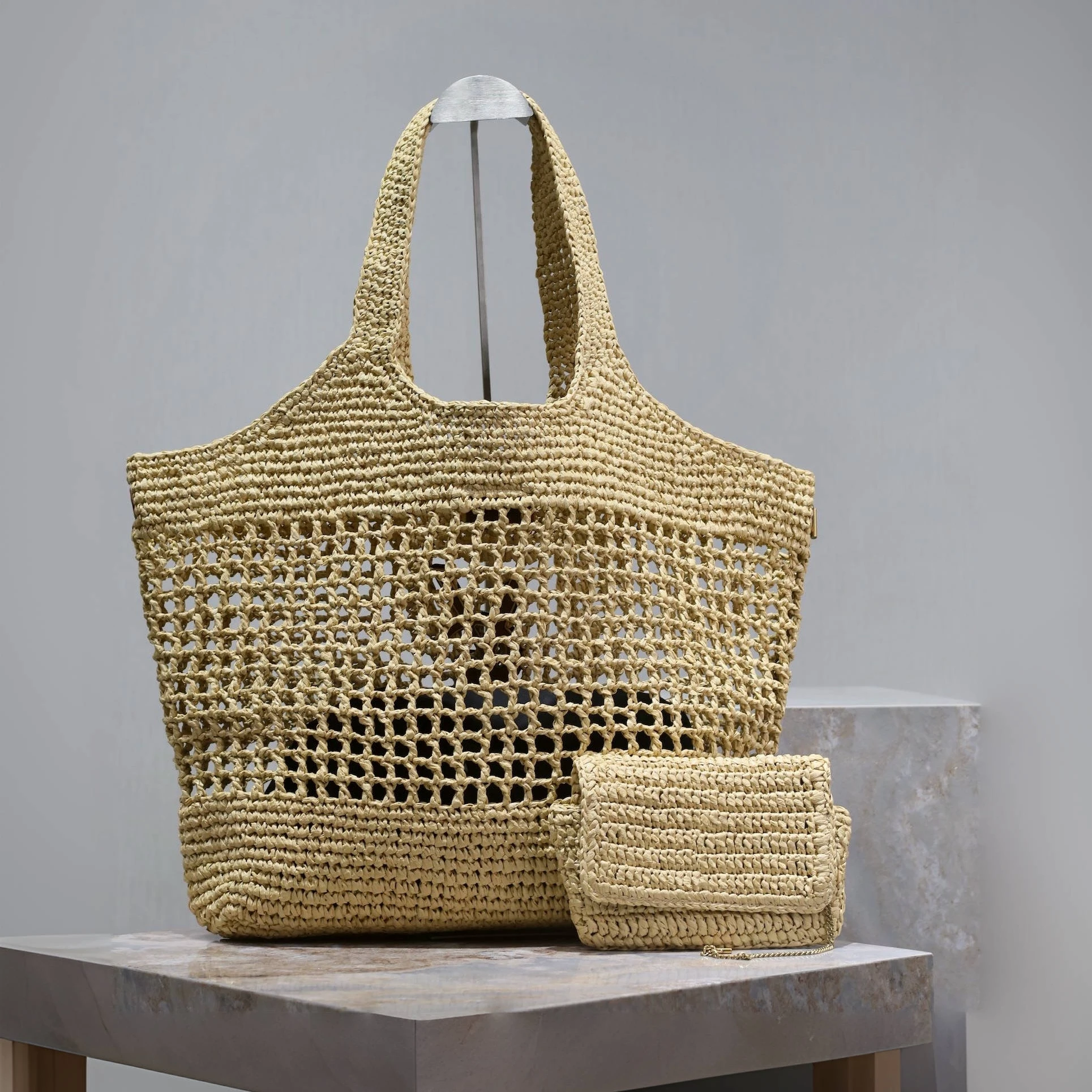 

High Quality Women Tote Bag Luxury Designer straw handbag real leather Gold Hardware summer beach lage capacity fashion bag