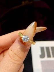 Elegant Moissanite Diamond Women's Engagement Ring in Sterling Silver - High - Quality Fine Jewelry (Golden)