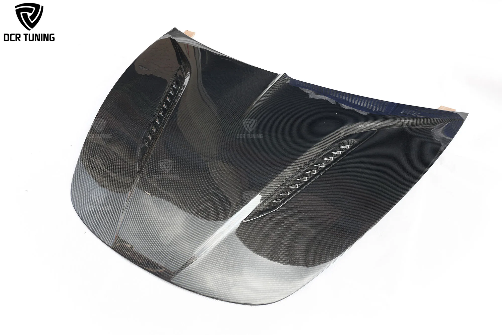 Рисунок 2 - Аксессуары глянцевая черная крышка