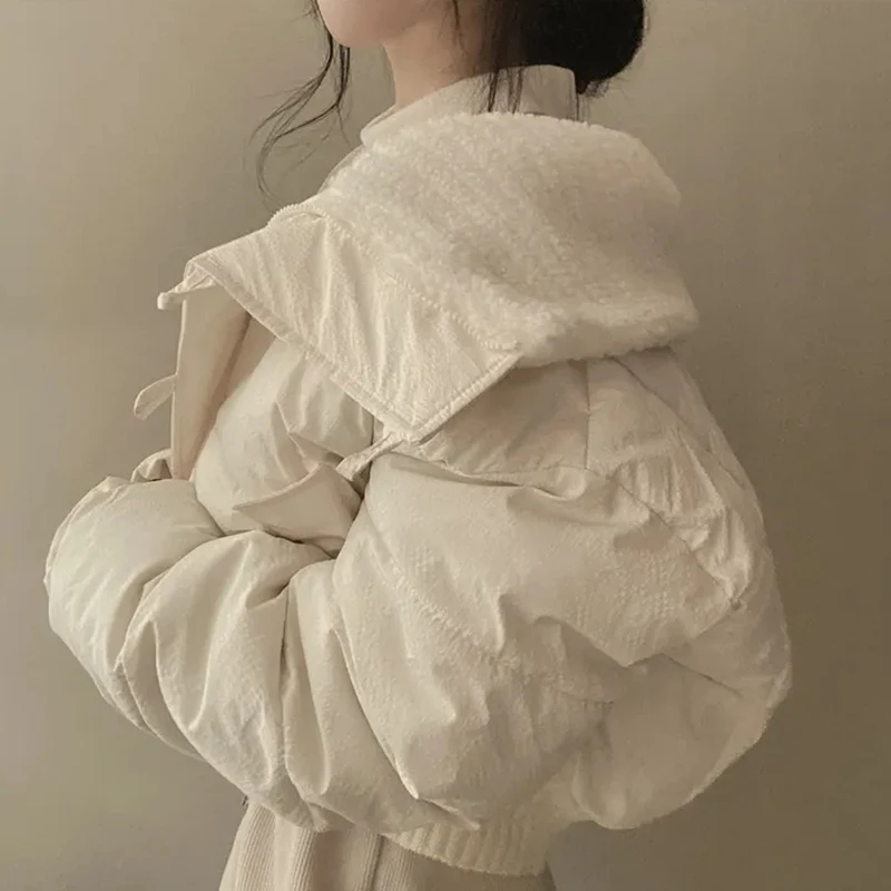 롱다운패딩 여성 가을과 겨울을 위한 따뜻한 고급 모피 패치 워크 단추 다운재킷 롱다운패딩 여성 가을과 겨울을 위한 따뜻한 고급 모피 패치 워크 단추 다운재킷