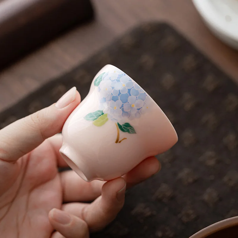 Gourd Ceramic Teacup Chinese Kung Fu Gongfu Teaware Porcelain Tea Cup Handmade Hydrangea Master Tea Cup Drinkware Ceremony