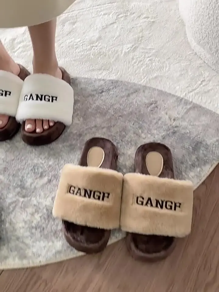 

Shoes Slippers Casual Slides Platform Low Fur Flip Flops Slipers Women Luxury Flat Plush Soft 2023 Rome Fabric Hoof Heels Autumn