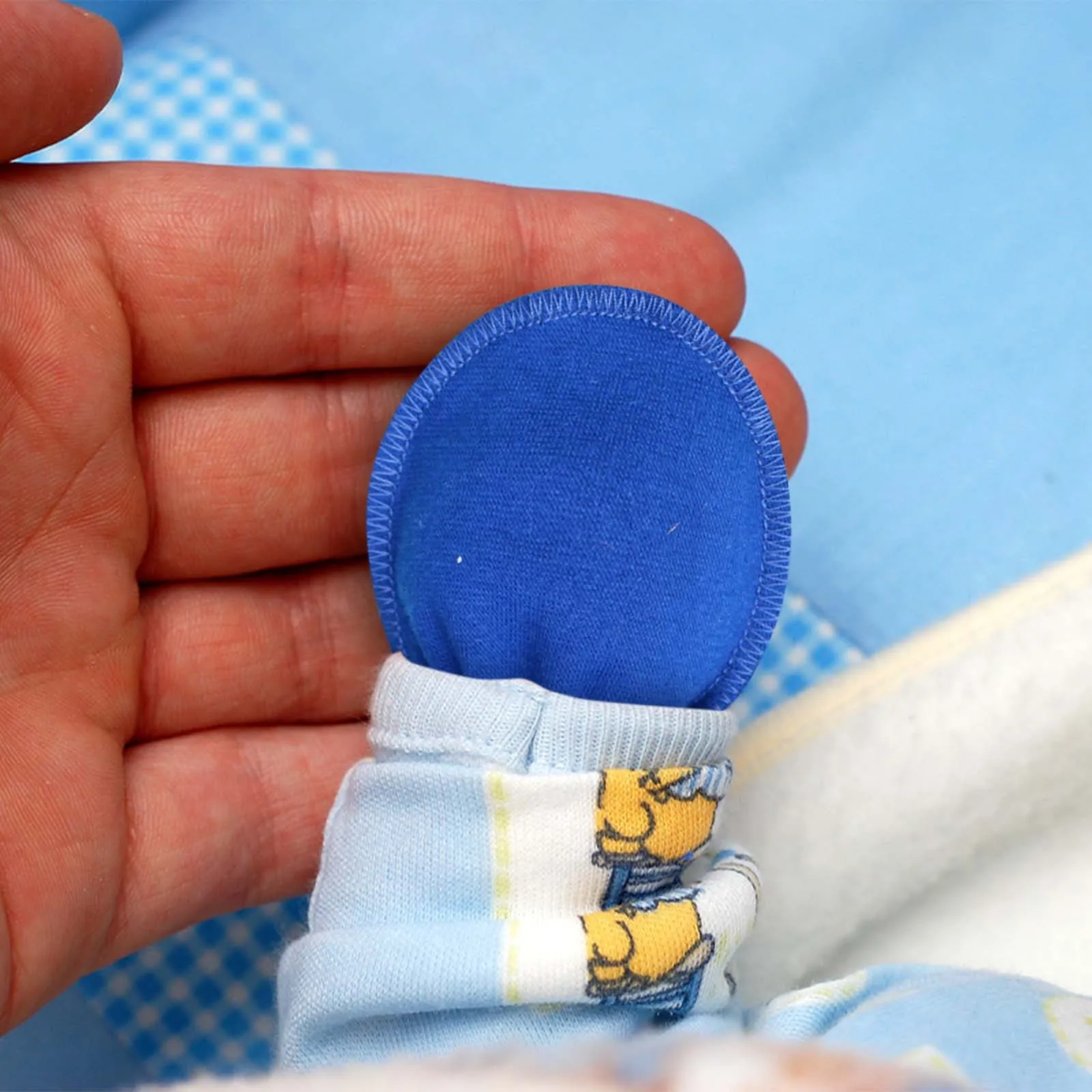 5 Pairs of Gloves, Newborn Baby Mittens Without Scratches Are Suitable For Boys Girls, Suitable for Infants Aged 0 to 6 Months
