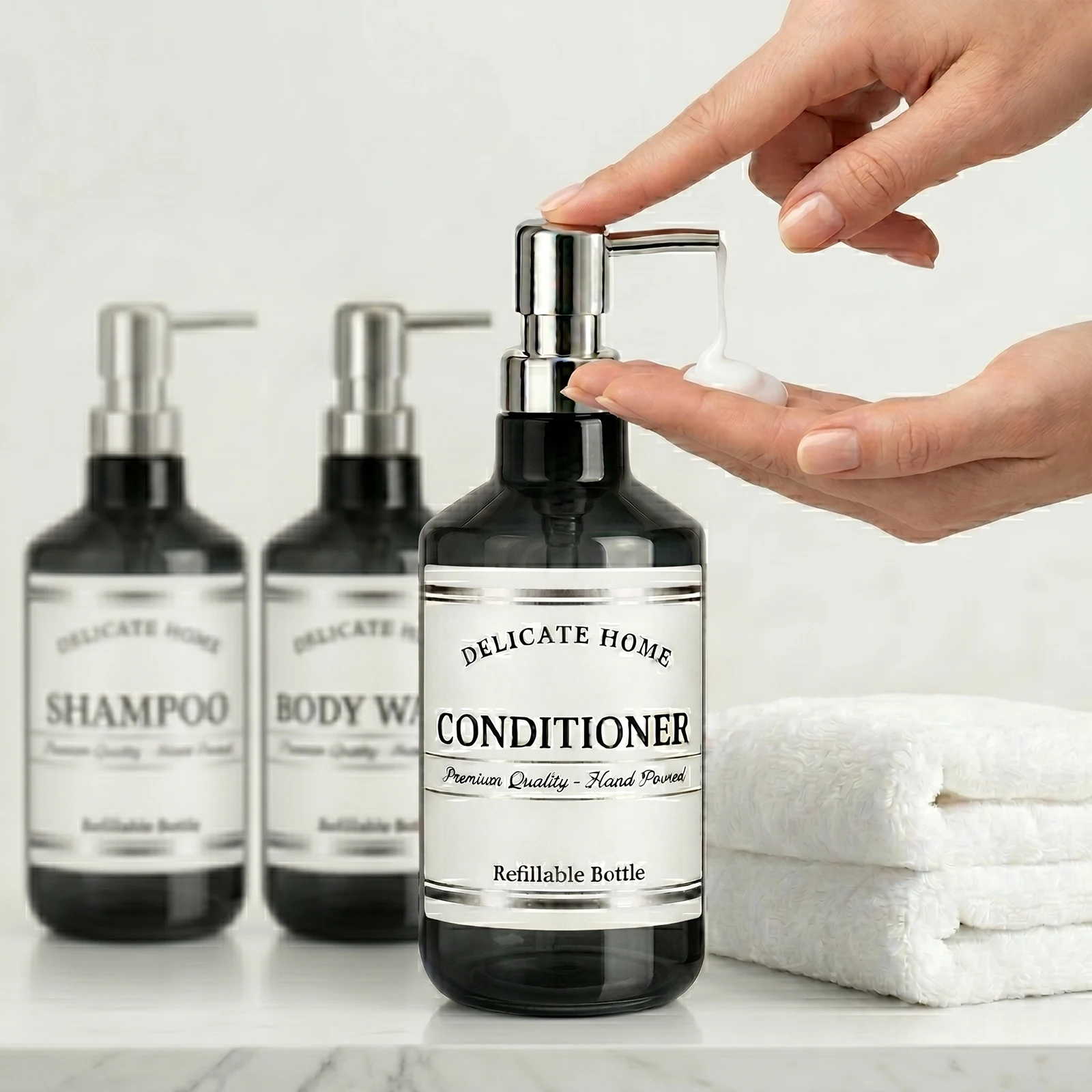 Flaconi con Pompa in Plastica per Arredo Bagno di Hotel di Lusso, Bottiglie Ricaricabili per Shampoo, Balsamo, Bagnoschiuma, Dispenser - immagine 2