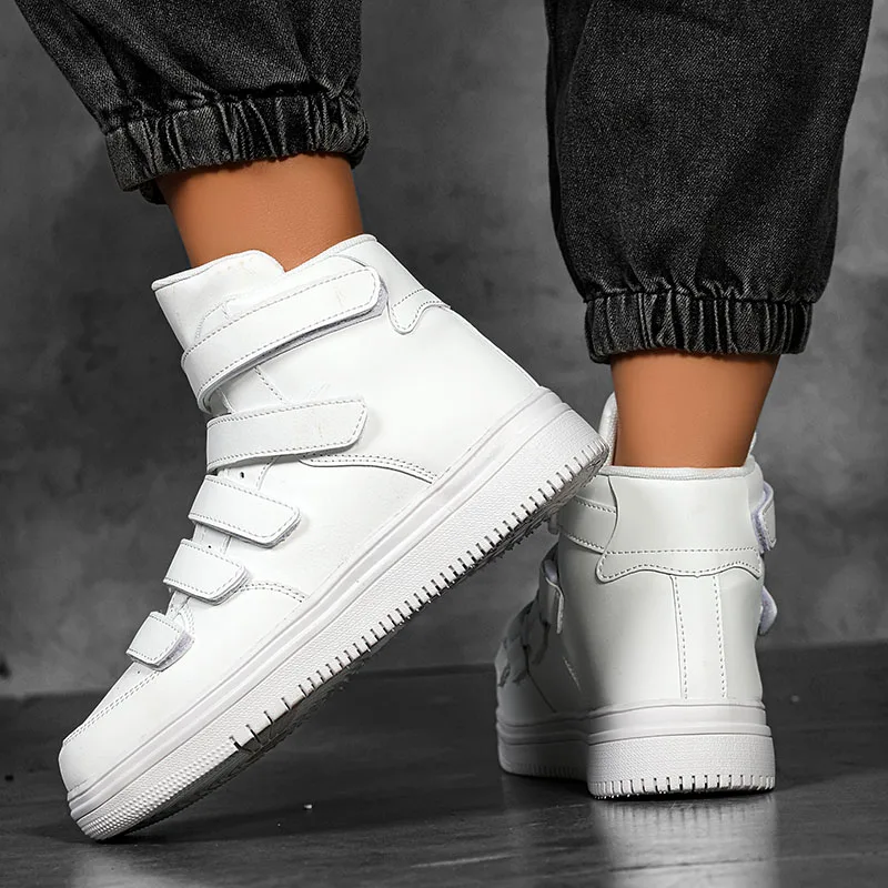 2024 Brand Men High Top Shoes Fashion Red Mens Sneakers Leather Casual Breathable Skateboard Sneakers Men Flat Vulcanized Shoe 5