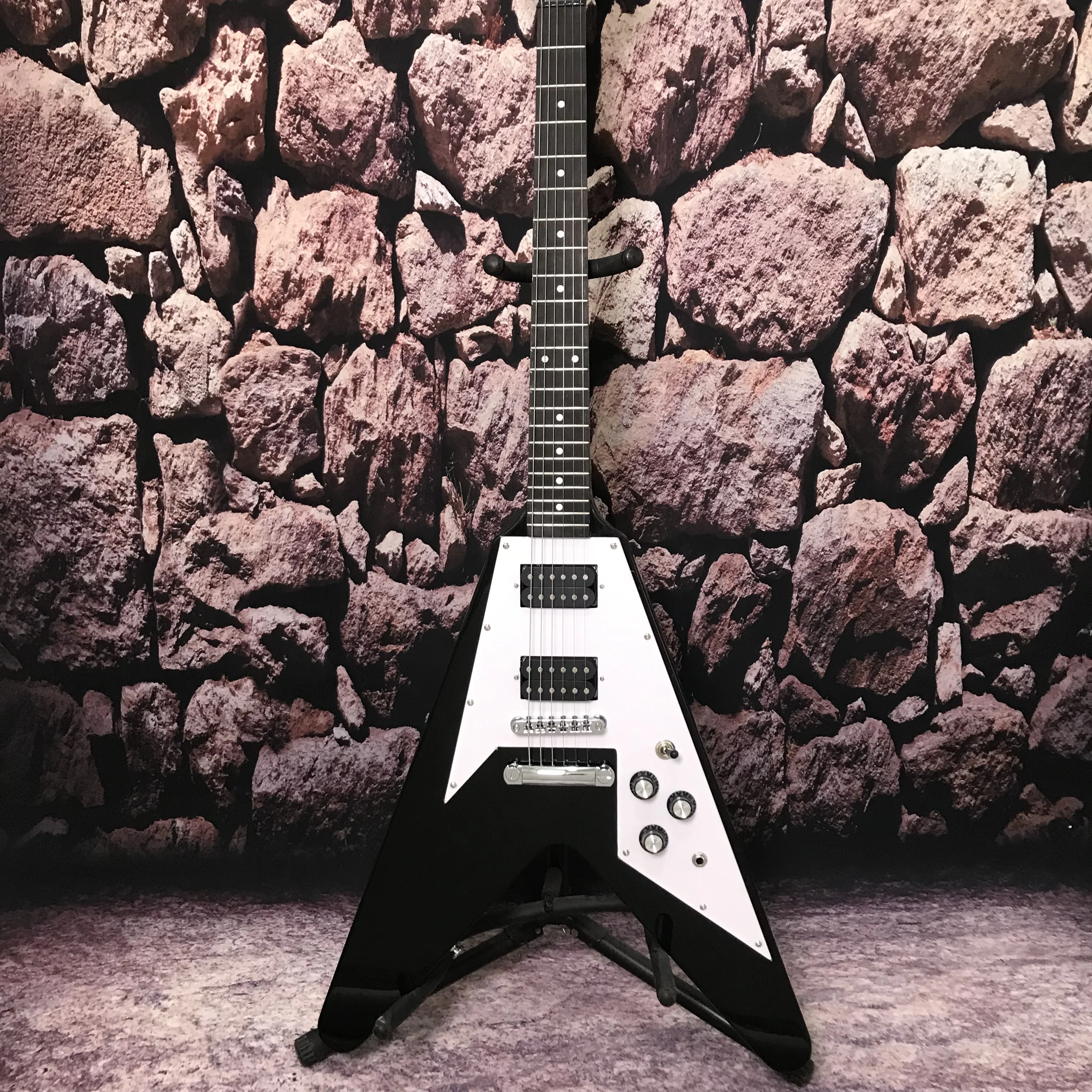 factory electric guitar Flying V Rosewood fingerboard black color dot inlays
