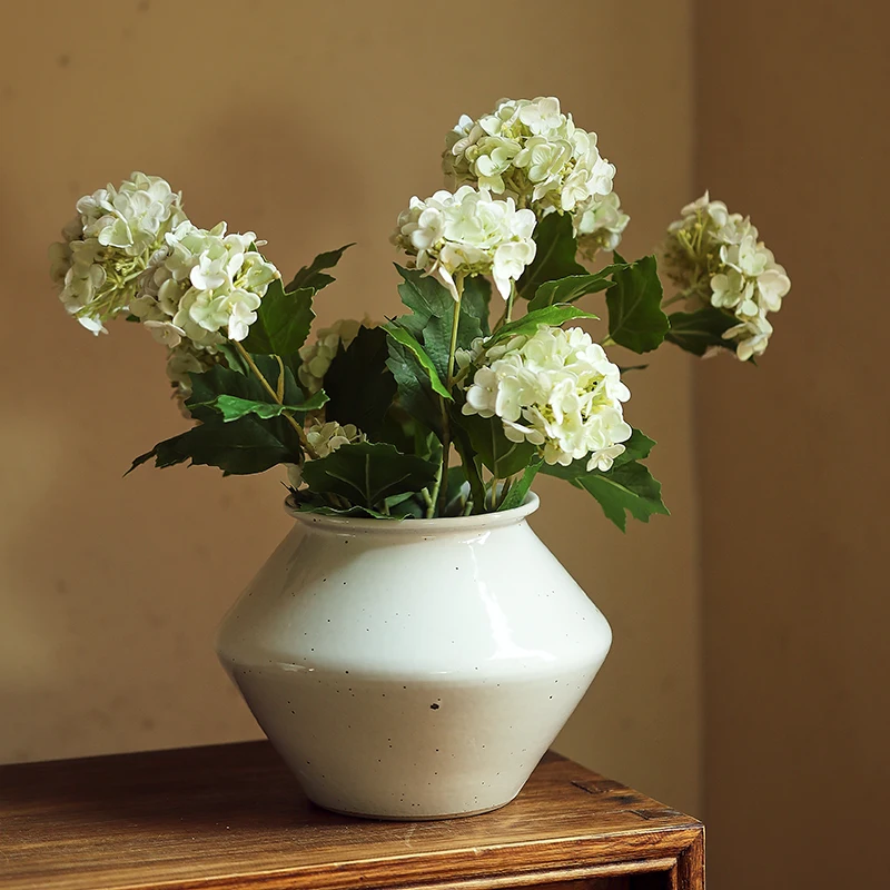 

Japanese style wide mouth handmade rough pottery, retro vase, Zen style pottery pot, hydroponic cultivation, flower arrangement