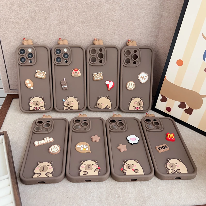 Capibala Multistep Phone Case with Head Doll Accessory