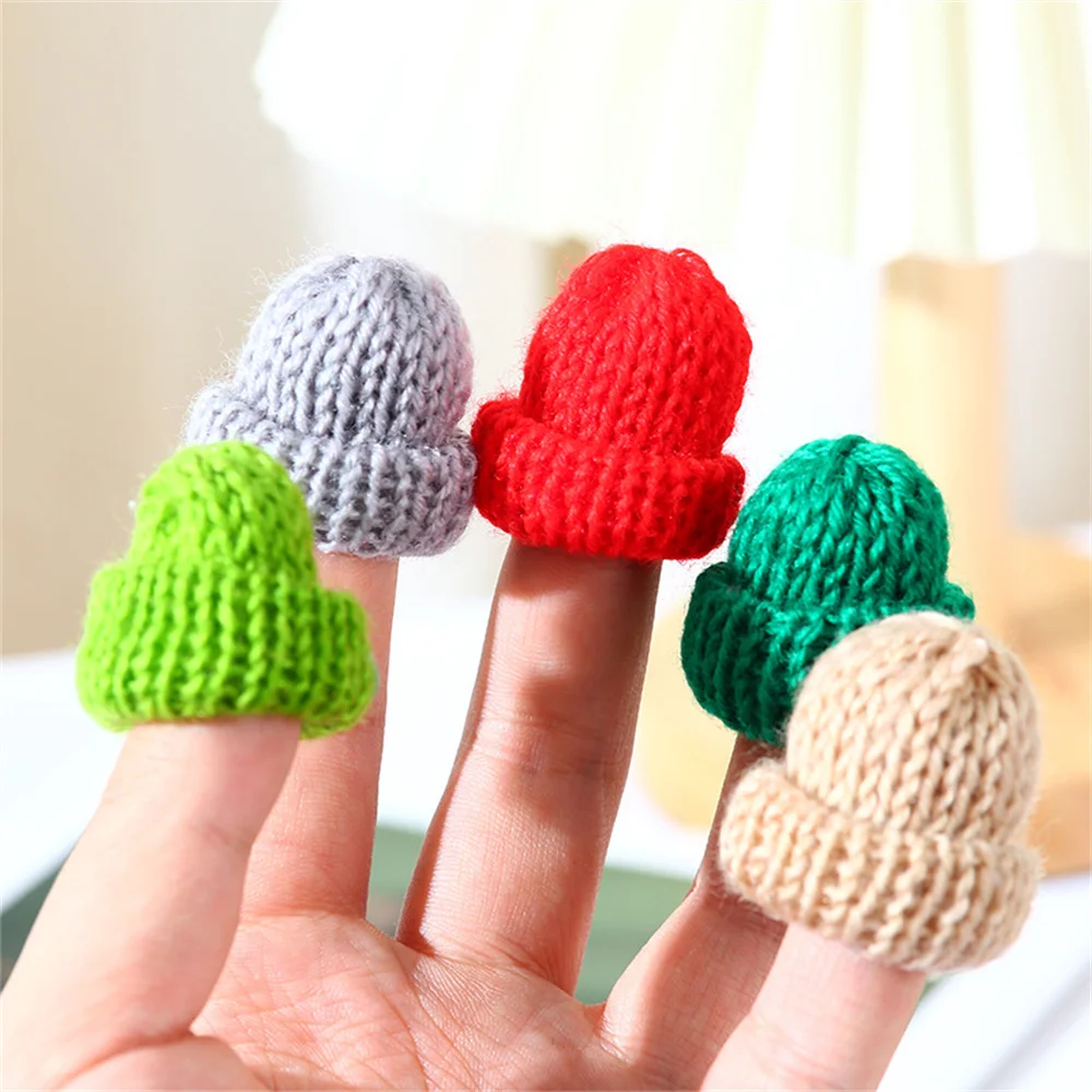 Mini Christmas Knit Hats Craft Knitting Hats Doll Craft Hat Christmas Tree Ornaments Diy Knitting Doll New Year Gift 4cm christmas beanie hat