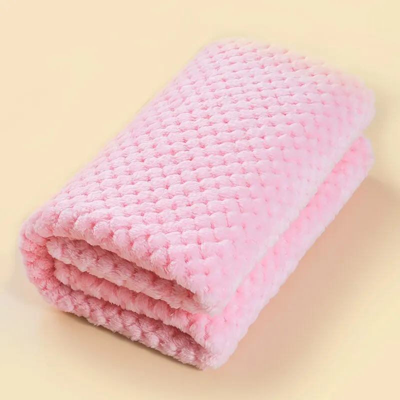67*99cm Baby Blanket Thickened Solid Color Flannel Pineapple Plaid Baby Swaddle Blanket Children Sofa Blanket Throw Blanket 2