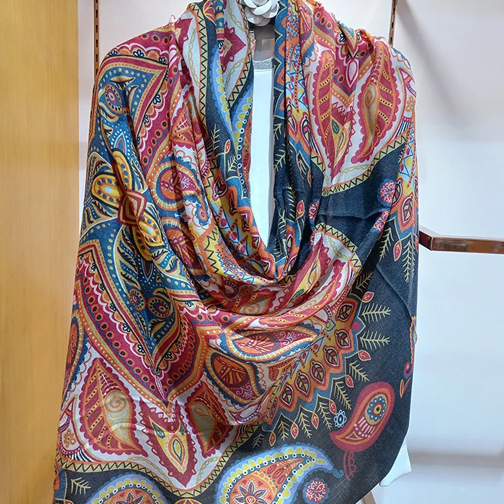 

High-end Elegant Women's Exquisite Vintage Cashew Flower Printed High Quality Cashmere Fine Beard Edge Warm Shawl Scarf Wrap