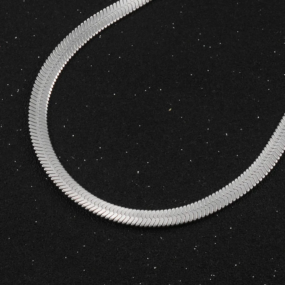 Collier femme,chaîne maille fine+plate,serpent acier inoxyd. 41cm+9cm / 4mm Collier femme,chaîne maille fine+plate,serpent acier inoxyd. 41cm+9cm / 4mm