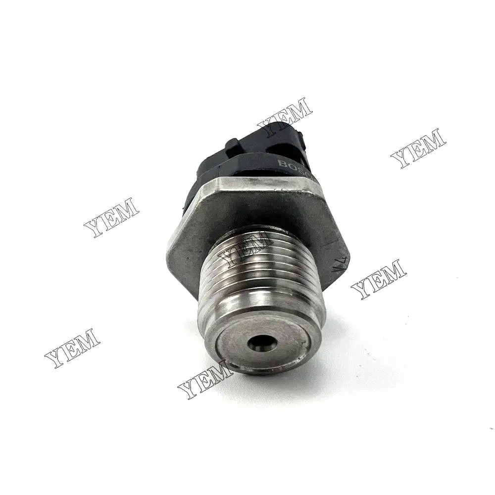 Komatsu PC200-8   ǰ з  4897225, ǰ