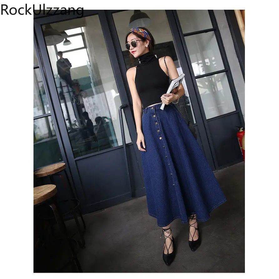 

Джинсовая юбка средней длины с завышенной талией и пуговицами спереди