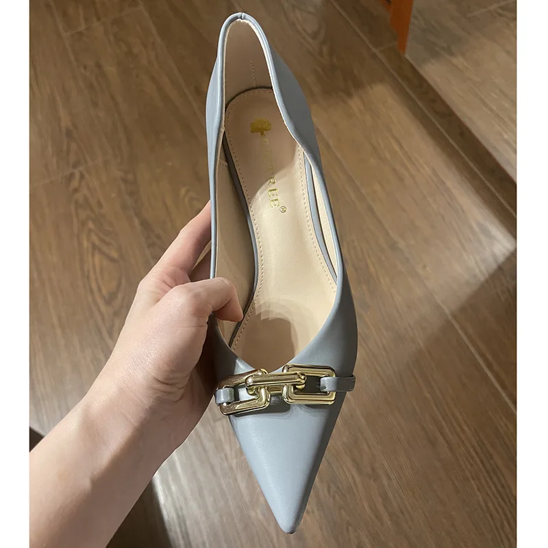 여성 7cm 하이힐 펌프 레이디 스카프 페티쉬 나이트 클럽 블루 누드 로우 힐 웨딩 파티 금속 체인 버클 페티쉬 댄스 파티 신발