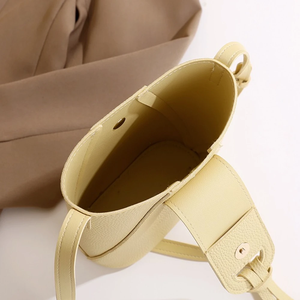 Hot Selling Women's Shoulder Bags Ladies' Soft Hasp PU Leather Handbag Large Capacity Crossbody Bags for Women Solid Phone Purse