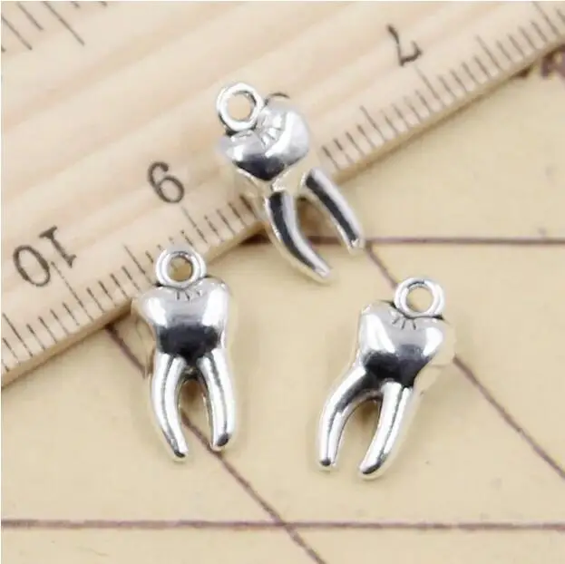 

15Pcs 16x8x5mm Tibetan Silver Alloy Charm Zombie Tooth Teeth Pendant EF3751