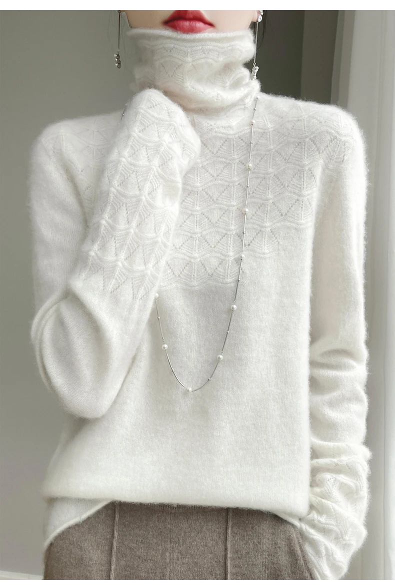 Women’s pure wool seamless collar pullover sweater in classic knit design white