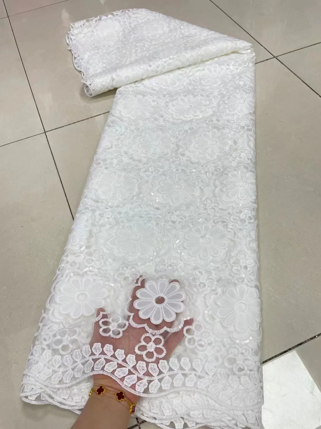 

White African Embroidered Lace Mesh Tulle Lace Fabric 2022 High Quality French Sequins Net Lace Tulle Fabrics For Dresses jl-150