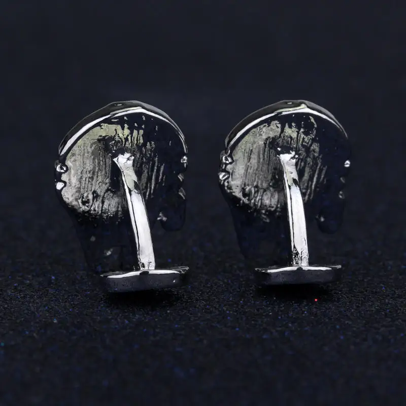 Рисунок 5 - Классические запонки Disney для