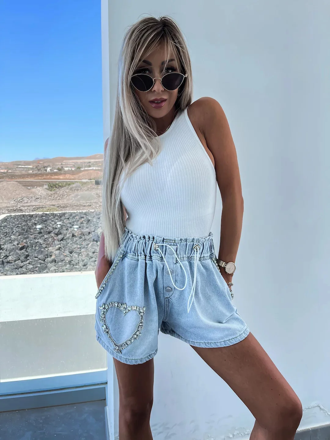 Summer New Fashion Casual Heavy Industry Rhinestone All-Matching Denim Shorts Women Elastic Waist Hot Pants for Hot Girls