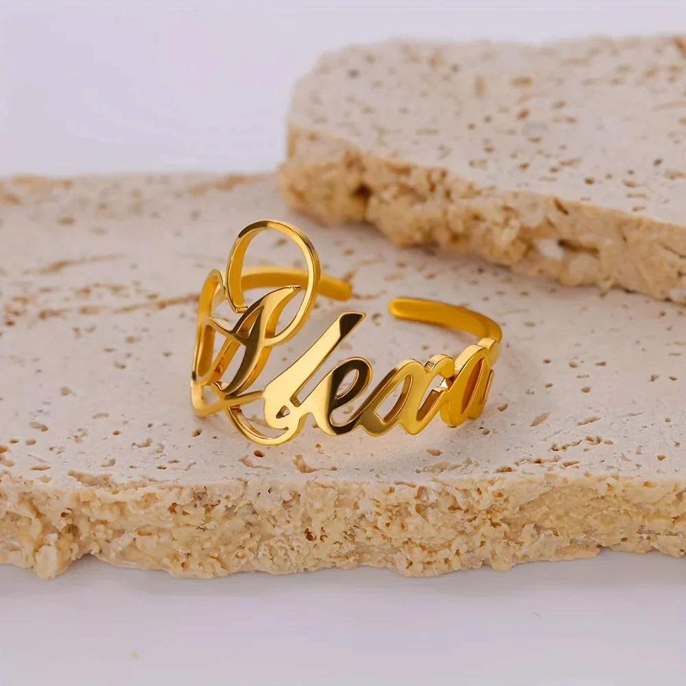 Aangepaste Kroon Naam Ringen Voor Vrouwen Goud Kleur Gepersonaliseerde Roestvrij Staal Letter Resizeable Ring Waterdichte Bruiloft Sieraden Cadeau