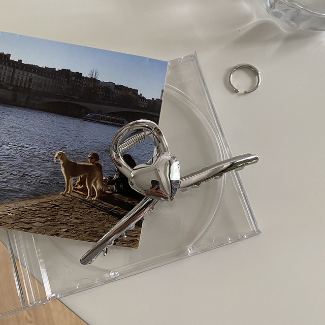 Fashion Metal Liquid Butterfly Hair Clip for Women Back Head Grab Clip Geometric Headband Trendy Hair Accessories Wholesale