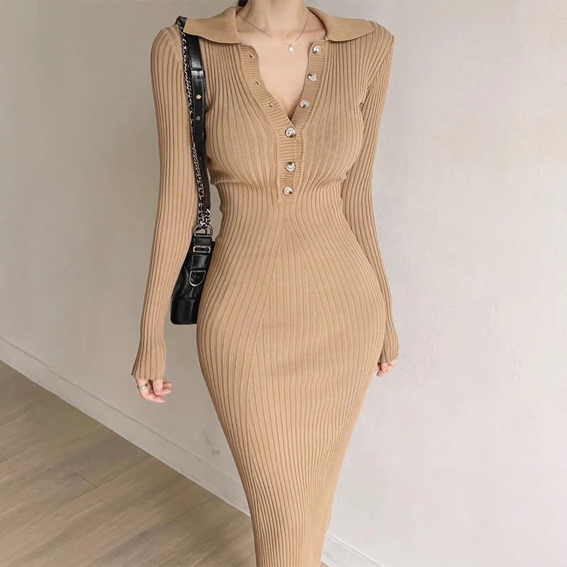 

Korean version of chic autumn classic retro lapel single breasted buttock wrap slimming solid color long knit dress