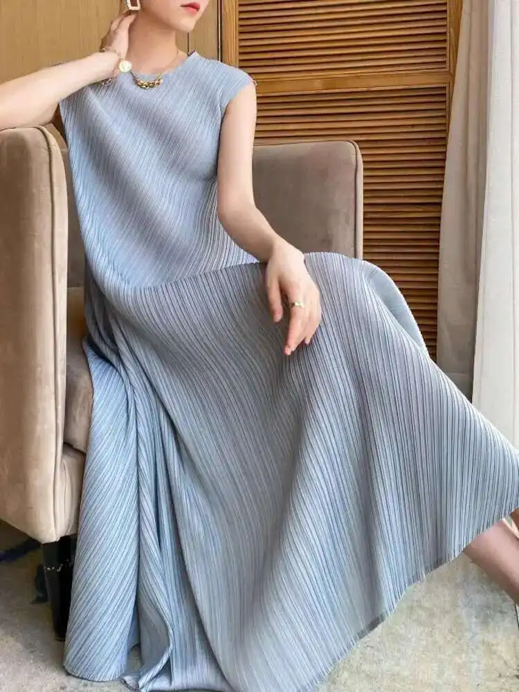 LANMREM Irregular Pleated Dress Women Fashion Tide 2025 Summer New Solid Color Round Neck Short Sleeve Elegant Long Dress 2DE677 - Image 5