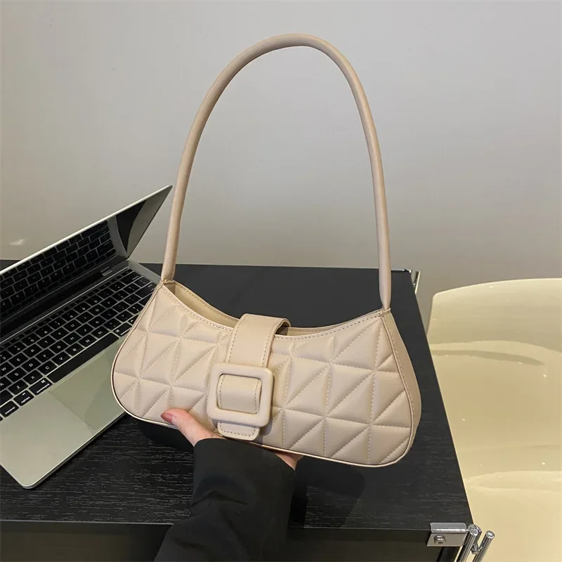 A Fashion Retro Texture Small Square Shoulder Bag for Women's Bag 2024 New Minimalist Shoulder Underarm Bag for Girls Handbag