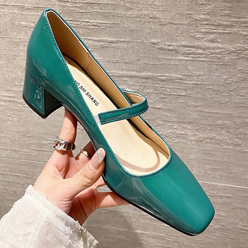 Solid Color Med Heels Mary Jane Shoes for Women Elegant Square Toe Patent Leather Shoes Woman 2022 Spring Autumn Shallow Pumps