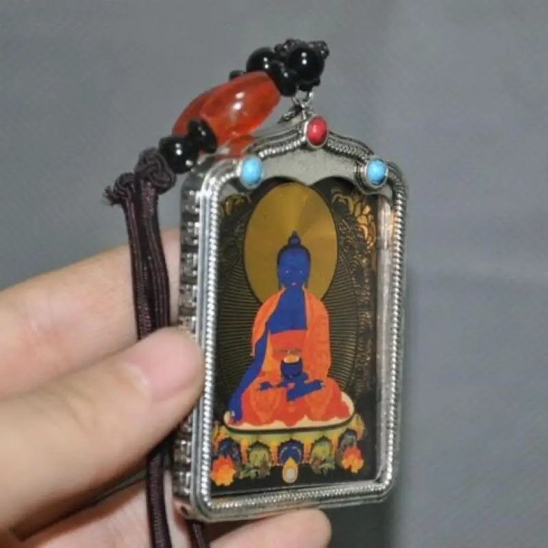 

Тибетская искусственная серебряная подвеска-амулет Шакьямуни тханка