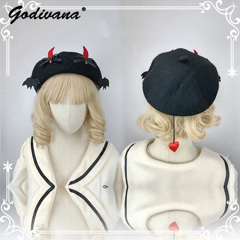 

Lady Hat Japanese Style Beret for Women Halloween Hair Accessories Bat Wings Devil Dark Punk Berets Fashion Goth Lolita Hats