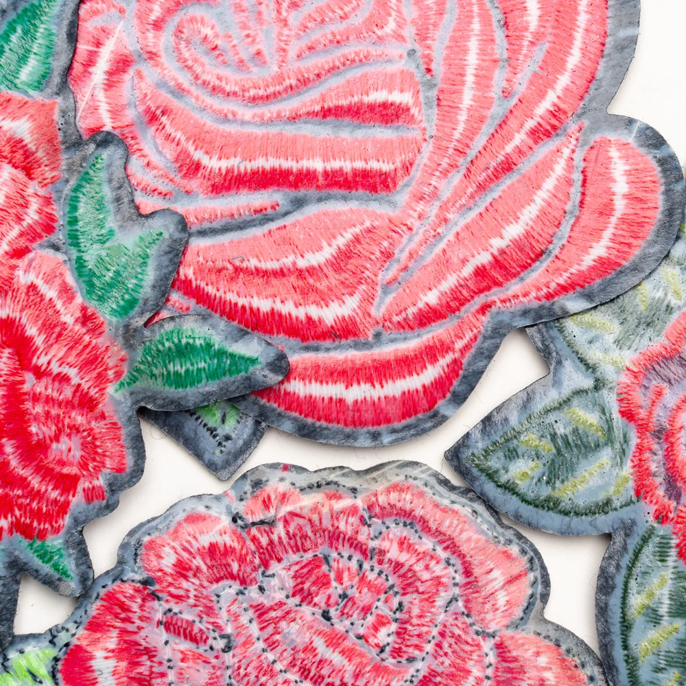 Red Rose Embroidery Patch - Decorative DIY Cloth Accent for Fashion & Accessories