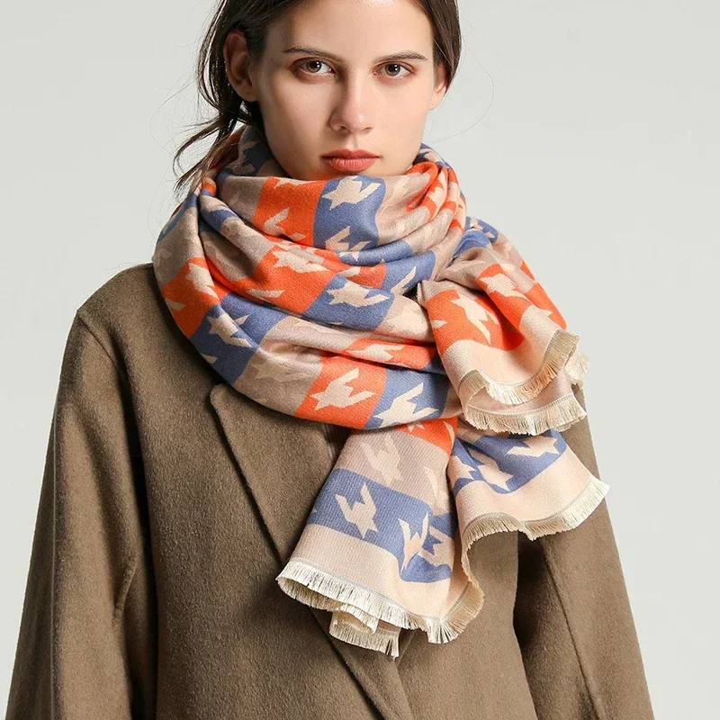 

New Horse Print Wraps 2022 Luxury Winter Cashmere Scarf Women Brand Pashmina Neckerchief Double-sided Thick Warm Bufanda